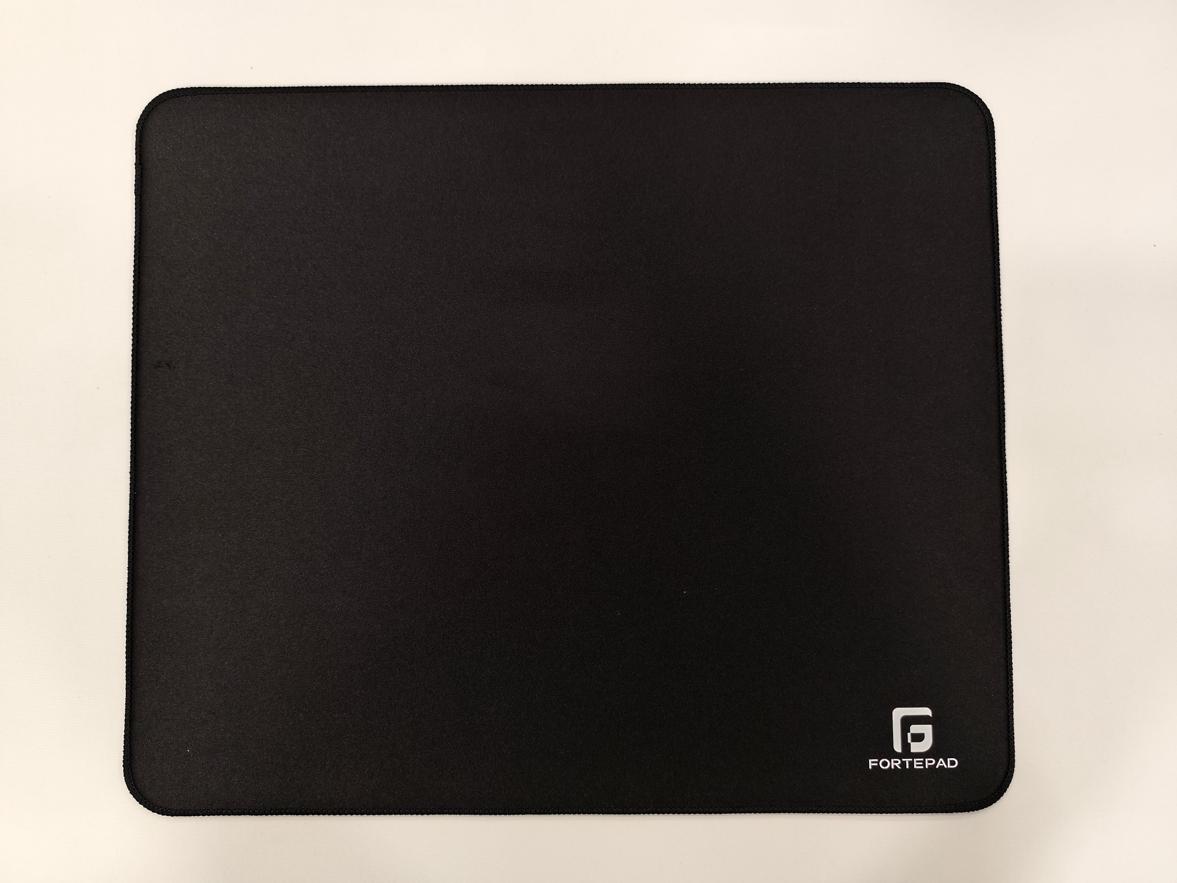 QCK Surface＋Carbon Fiber patterned poron