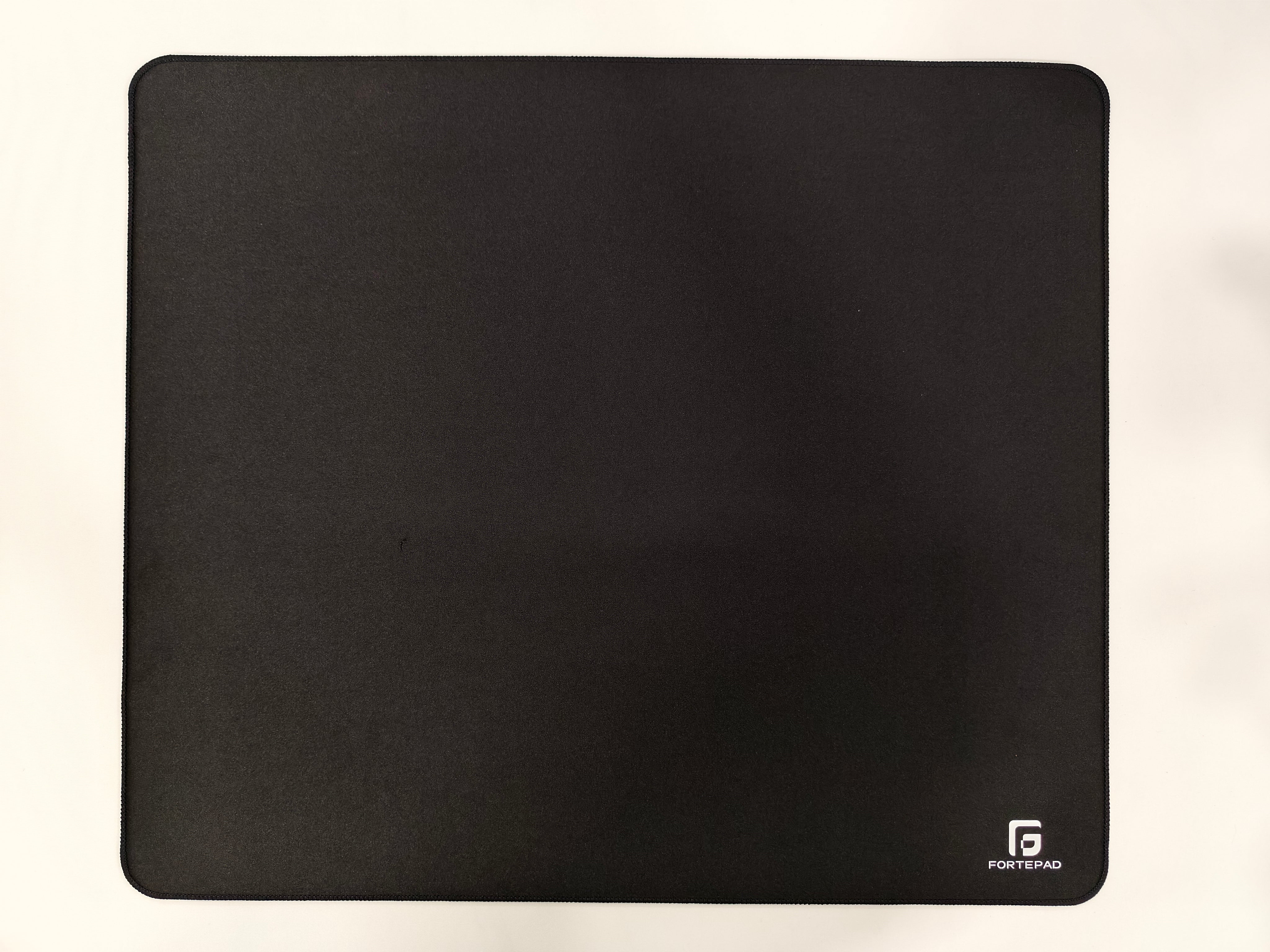 QCK Surface＋Carbon Fiber patterned poron