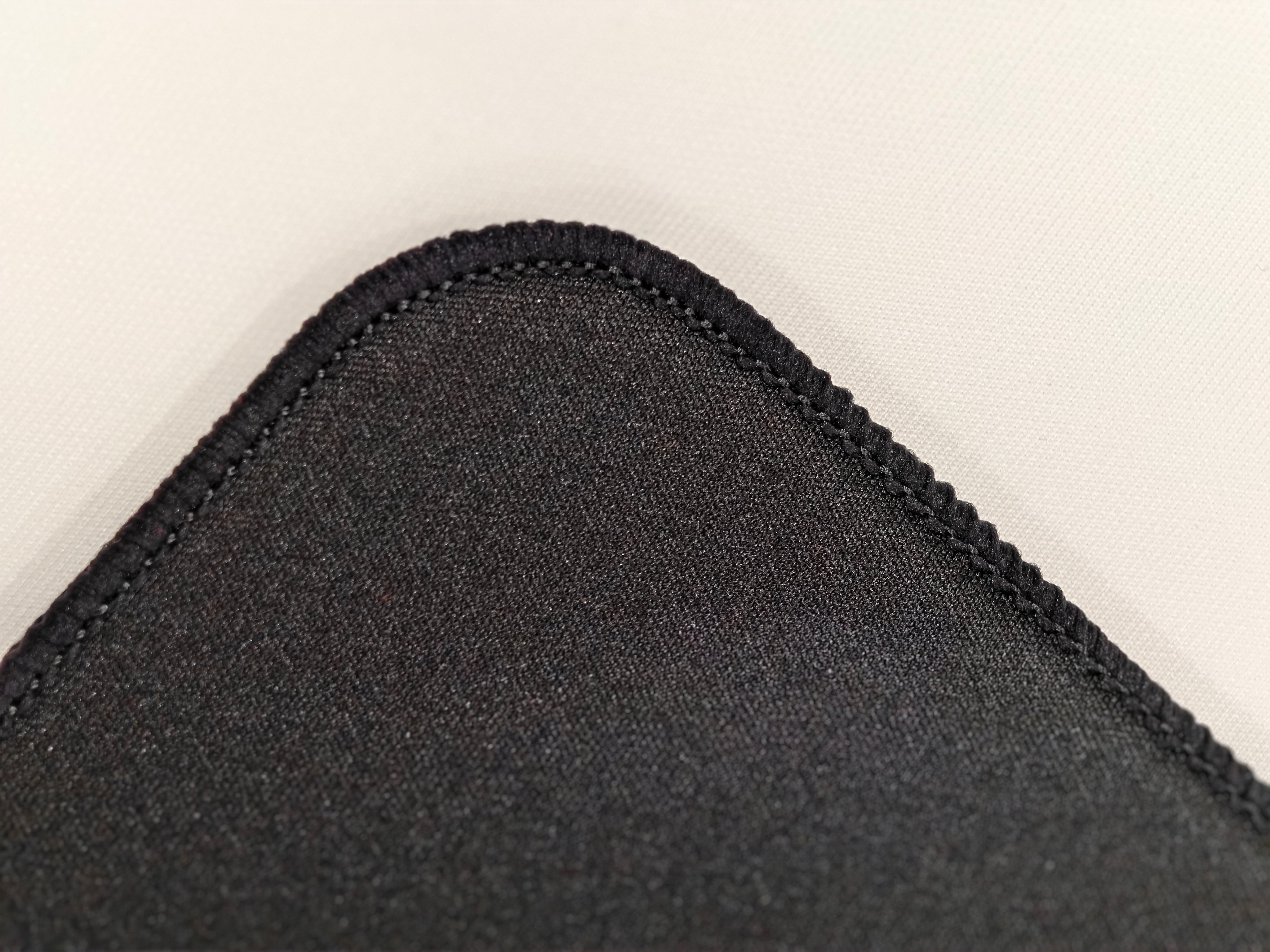 QCK Surface＋Carbon Fiber patterned poron