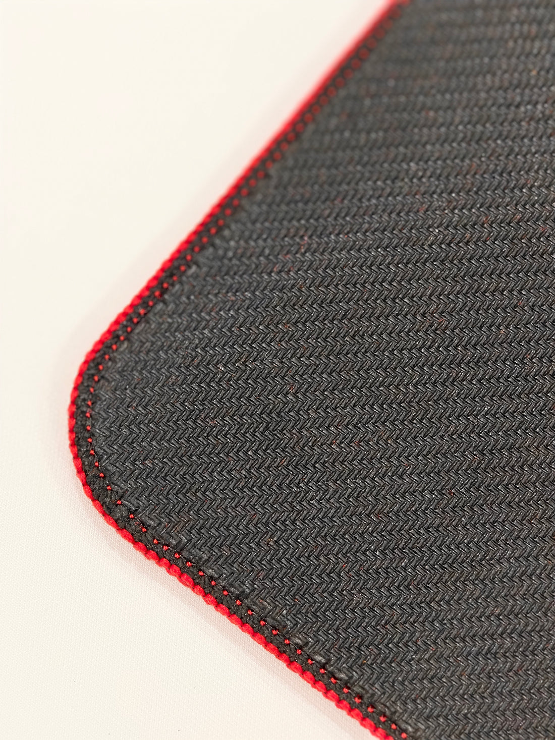 Saturn Fabric＋Super soft rubber