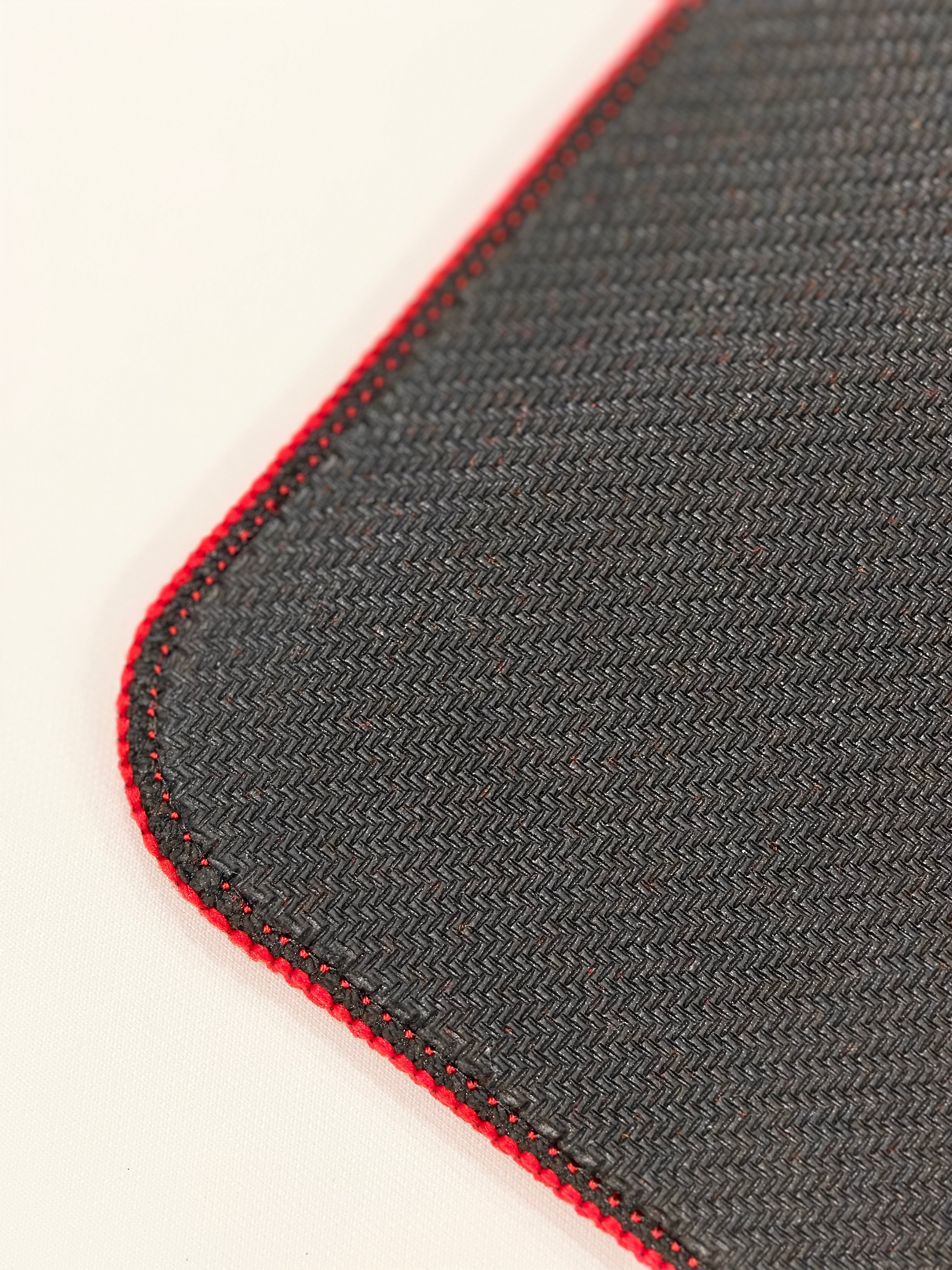Saturn Fabric＋Super soft rubber