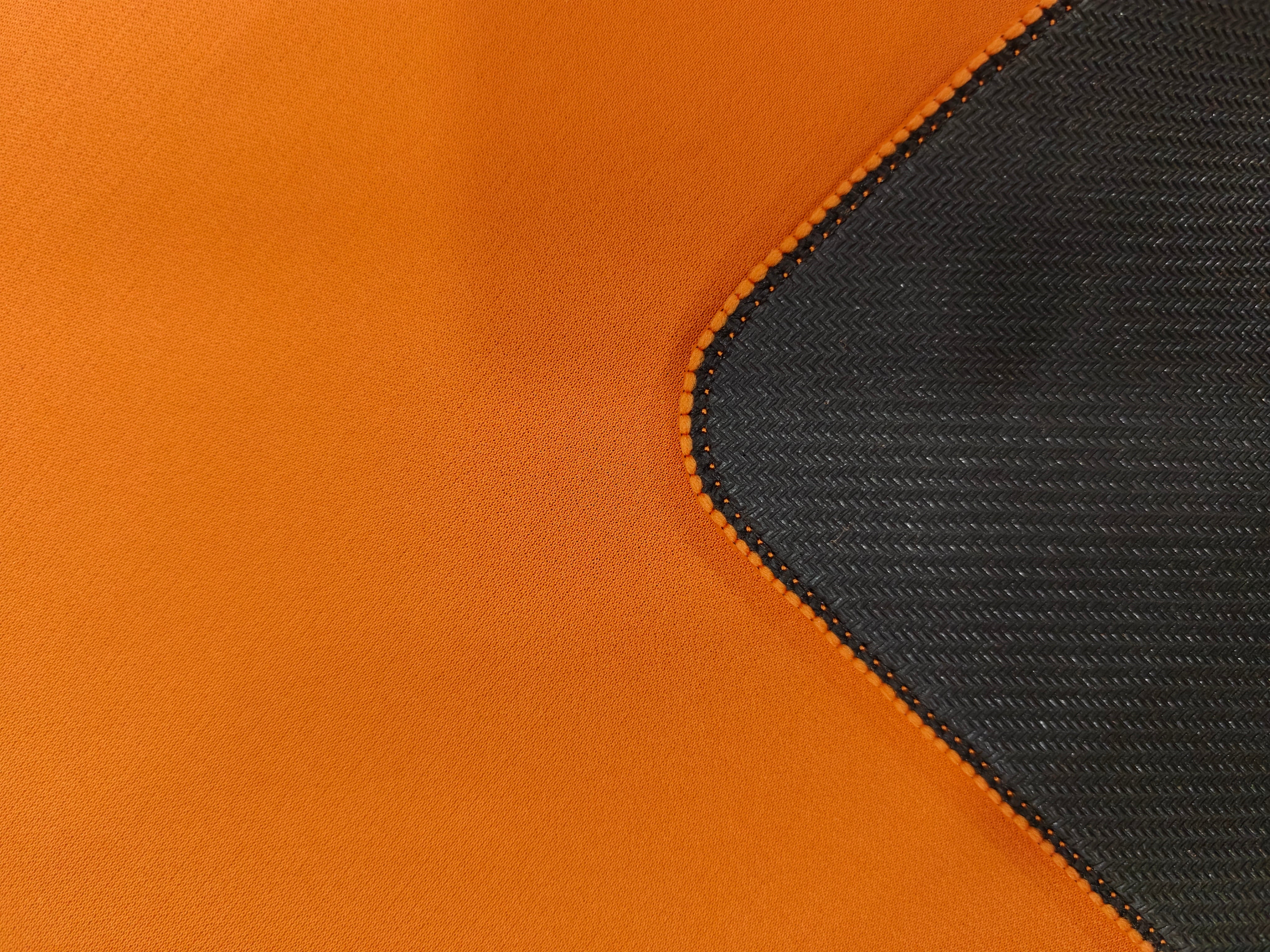 Twisted cloth＋Natural rubber